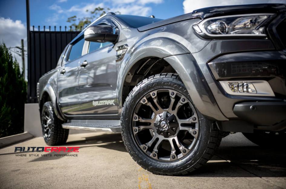 FORD-RANGER-VAPOR-BLACK-MACHINED-WITH-DARK-TINT